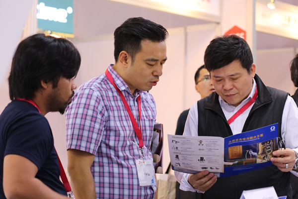 2015中国广州国家家具生产设备及配料展览会